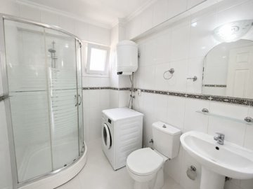 Sea View Apartment For Sale In Didim Near Altinkum – Main family bathroom