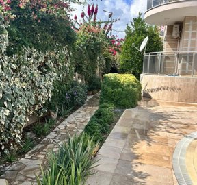 Renovated Belek Apartment In Antalya For Sale - Well-maintained gardens