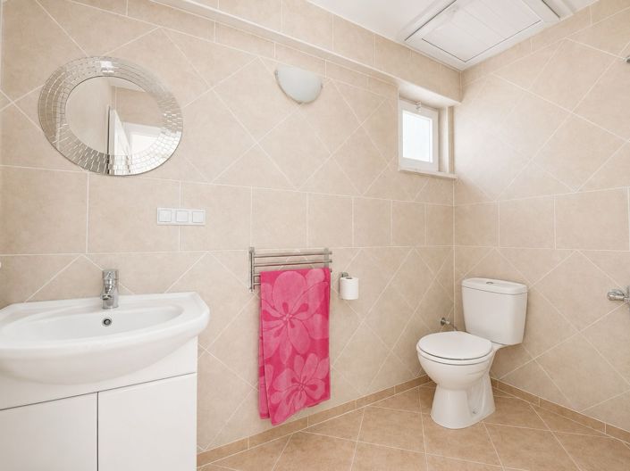 Image No.20-3 Bed Villa for sale