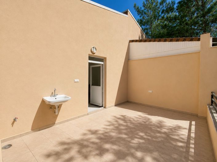 Image No.24-3 Bed Villa for sale