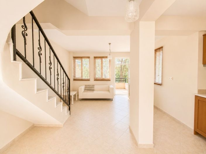 Image No.8-3 Bed Villa for sale