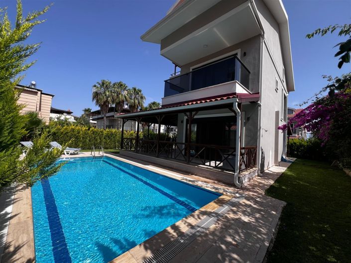 Image No.2-Villa de 3 chambres à vendre à Belek