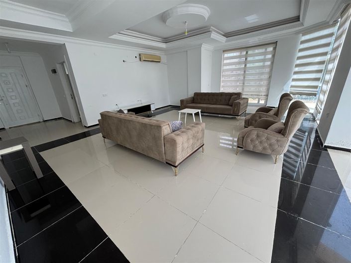 Image No.6-4 Bed Villa for sale