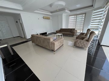 Spotless Villa For Sale In Belek, Antalya With A Private Garden & Pool - Very spacious lounge