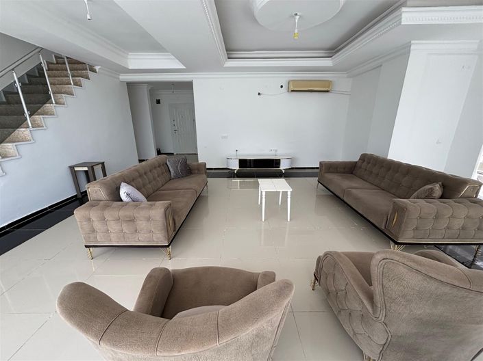 Image No.8-4 Bed Villa for sale