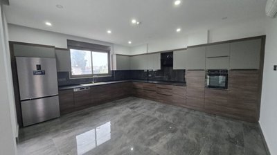 Newly Built Triplex Villas In Antalya For Sale - Large modern kitchen
