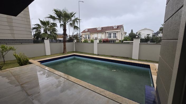 Image No.8-4 Bed Villa for sale
