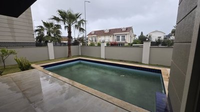 Newly Built Triplex Villas In Antalya For Sale - Pool and terraces