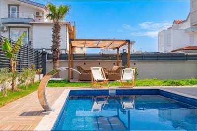Striking Villa For Sale In Belek, Antalya With A Private Pool - Manicured exterior