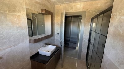 Newly Built Villa For Sale Near The Airport & Golf Courses In Belek - Luxury shower room