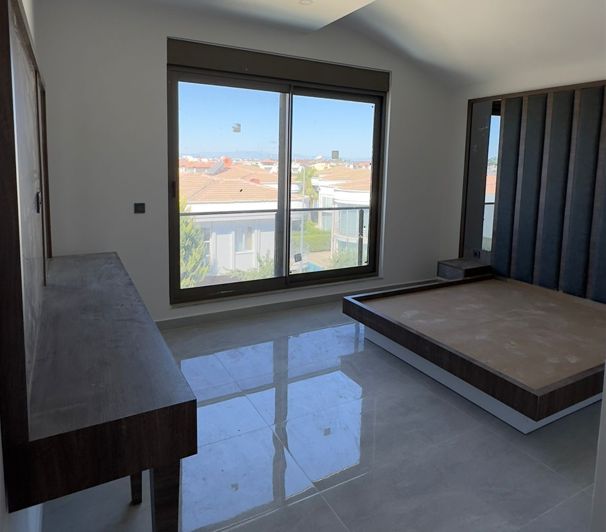 Image No.17-4 Bed Villa for sale