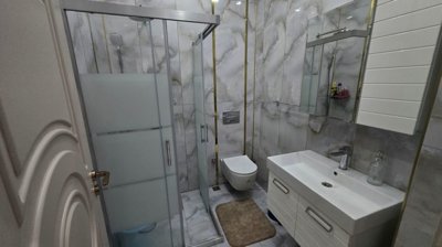Impeccable Villa With A Private Pool & Garden For Sale in Belek, Antalya - Ensuite bathroom