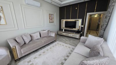 Impeccable Villa With A Private Pool & Garden For Sale in Belek, Antalya - Spacious lounge