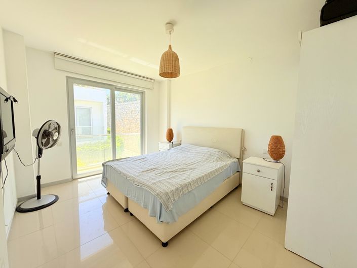 Image No.18-2 Bed Apartment for sale