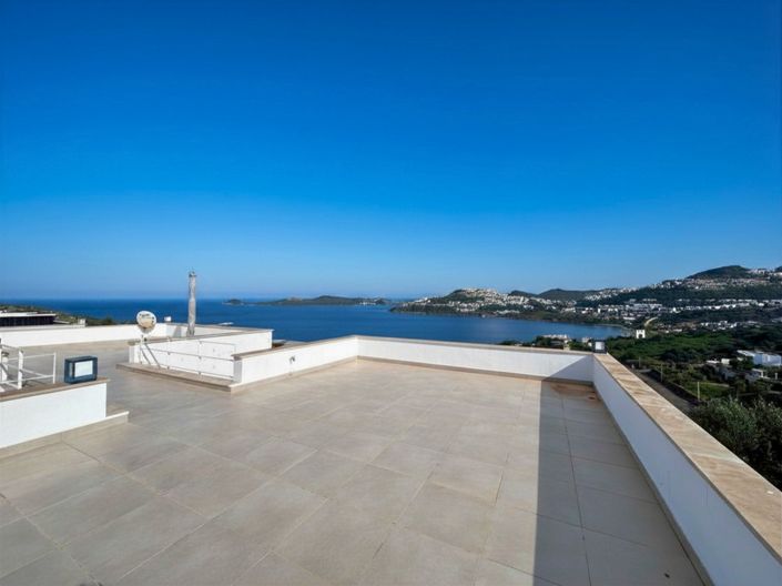 Image No.21-2 Bed Apartment for sale