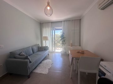 Beautiful Key Ready Apartment For Sale In Dalyan - Lounge with balcony