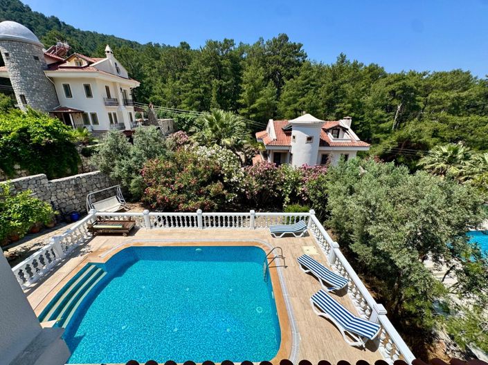 Image No.16-7 Bed Villa for sale