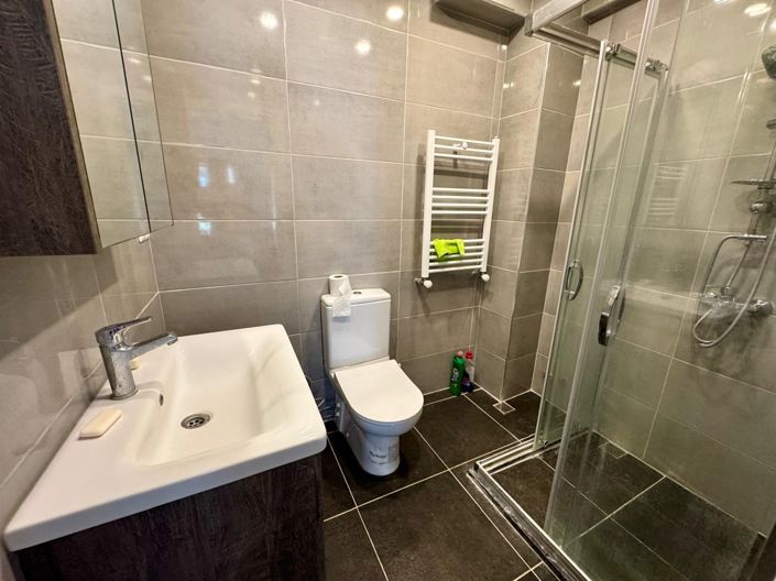 Image No.25-7 Bed Villa for sale