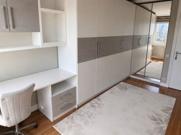 Renovated Asian Istanbul Property For Sale - Fitted storage cabinets