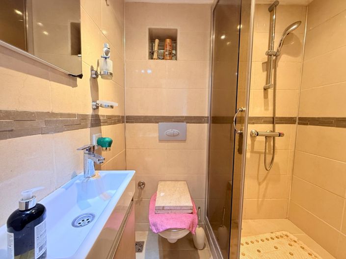 Image No.20-3 Bed Villa for sale
