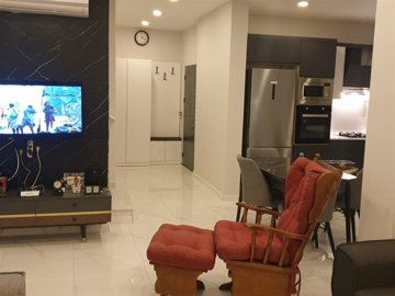 Idyllic Antalya Villa For Sale In Belek - Fitted kitchen and entrance