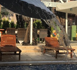 Smart Home Villa For Sale Near The Beach & Golf Courses In Antalya - Relaxing sun lounging areas