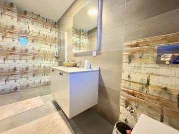 Nature View Bodrum Property For Sale In Bitez - Modern bathroom