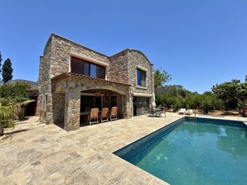 Nature View Bodrum Property For Sale In Bitez - Huge private garden