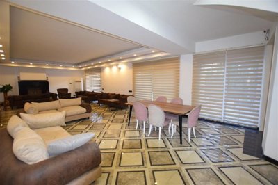 Glamorous Villa With A Private Pool & Large Garden For Sale Near Belek - Living and dining room