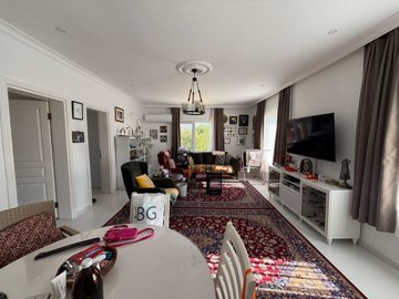 Tranquil Dalyan Bungalow For Sale In Okcular, Ortaca - Lounge and dining space