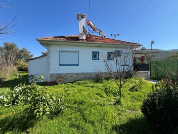 Tranquil Dalyan Bungalow For Sale In Okcular, Ortaca - Large garden