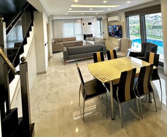 Impeccable Villa With Private Facilities For Sale In Belek - Open-planned design living space