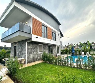 Impeccable Villa With Private Facilities For Sale In Belek - Large private garden