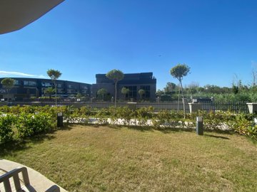 Refurbished Antalya Apartment Near Lara Beach For Sale - Well-kept garden with pretty views