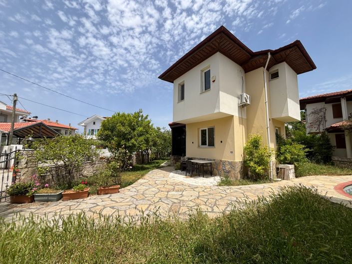 Image No.2-3 Bed Villa for sale