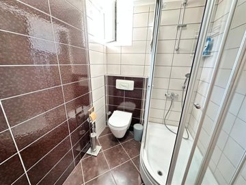 Key-Ready Apartment In Belek, Antalya For Sale - Modern ensuite bathroom