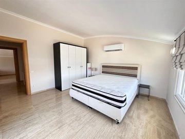 Key-Ready Apartment In Belek, Antalya For Sale - Large double bedroom