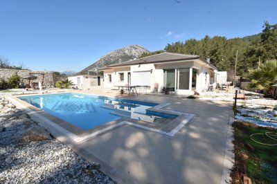 Luxury Bespoke Bungalow For Sale In Uzumlu - Large sun terraces around the pool