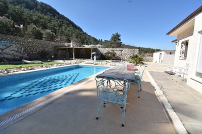 Luxury Bespoke Bungalow For Sale In Uzumlu - Natural surroundings