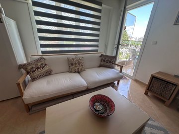 Scenic Apartment For Sale In Picturesque Dalyan - Lounge with a balcony