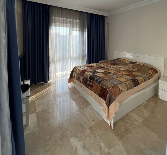 Image No.15-3 Bed Apartment for sale