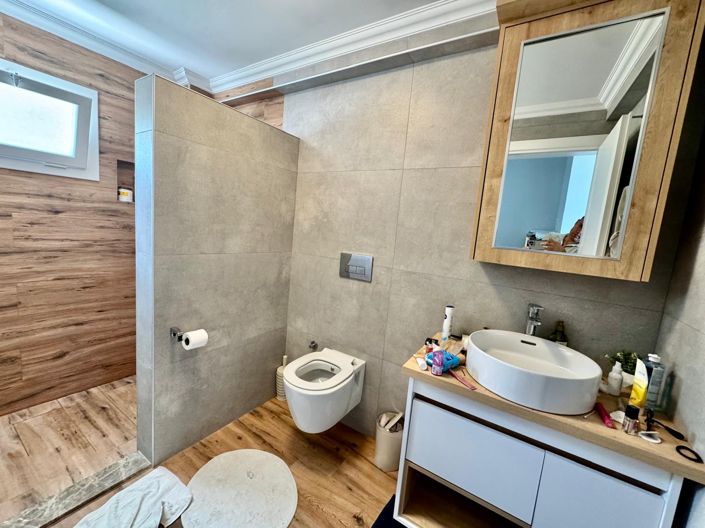 Image No.18-4 Bed Villa for sale
