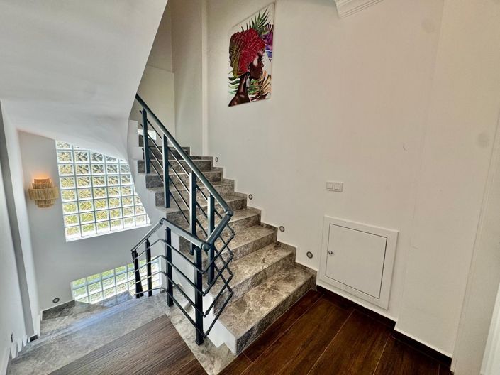 Image No.21-4 Bed Villa for sale