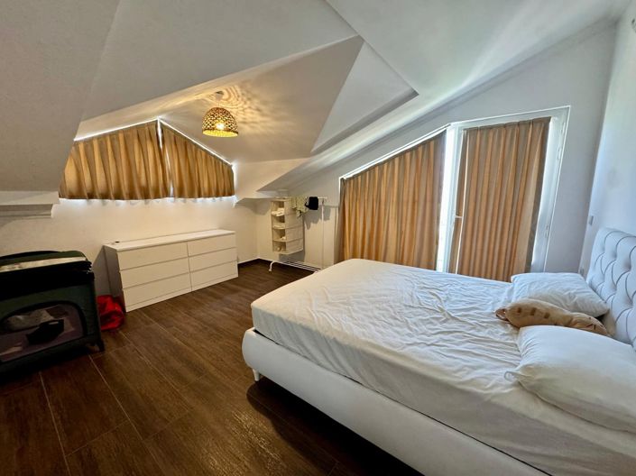 Image No.22-4 Bed Villa for sale