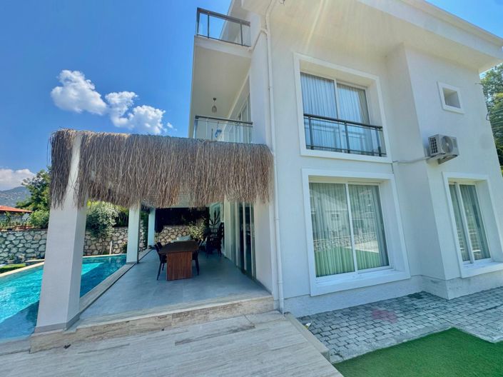 Image No.5-4 Bed Villa for sale