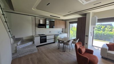 Antalya Apartments For Sale In Altintas, Aksu - Open-plan living space