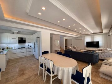 Sensational Private Villa For Sale In Dalyan With A Private Pool - Open-plan dining, lounge and kitchen