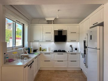 Sensational Private Villa For Sale In Dalyan With A Private Pool - Stunning, fully fitted kitchen with appliances