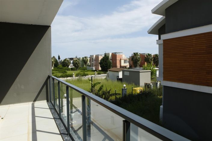 Image No.21-3 Bed Villa for sale