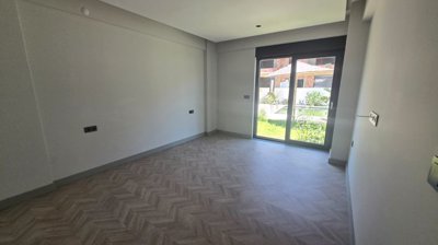 Garden Apartment In Belek, Antalya For Sale - Room with direct garden access